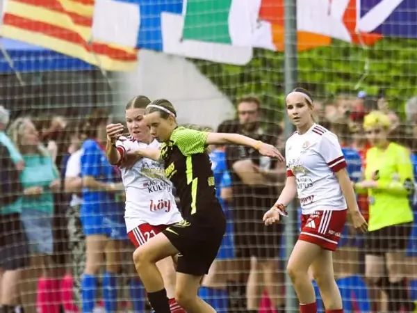 Football Cup BCN (Autumn) photo